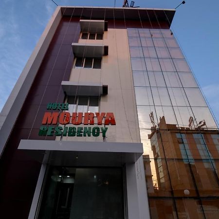 Hotel Mourya Residency Navi Mumbai Exteriör bild