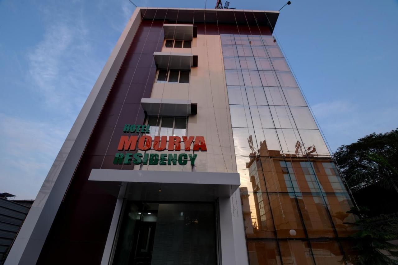 Hotel Mourya Residency Navi Mumbai Exteriör bild