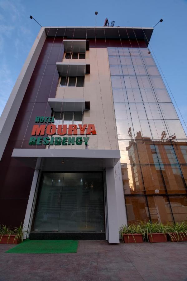 Hotel Mourya Residency Navi Mumbai Exteriör bild