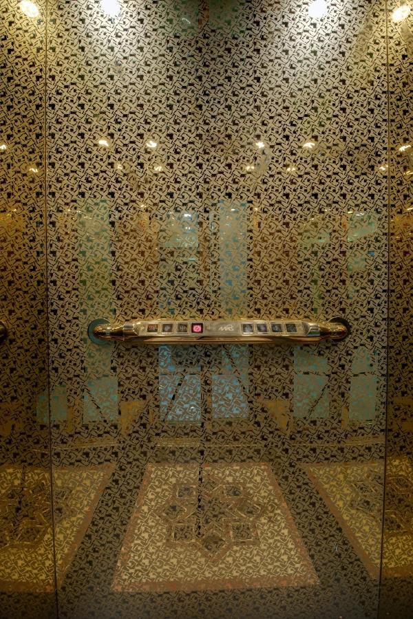 Hotel Mourya Residency Navi Mumbai Exteriör bild